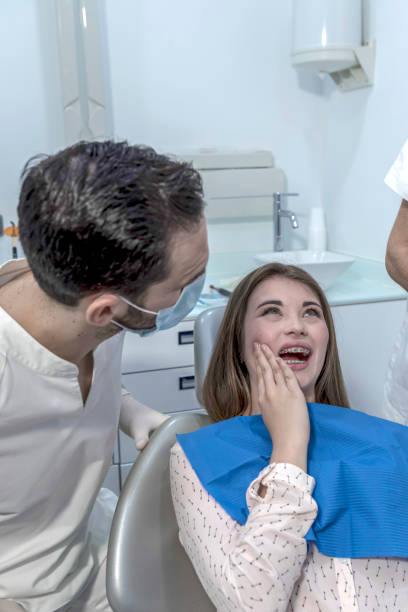 Best Emergency Tooth Extraction  in Junction City, CA